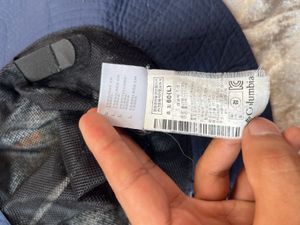 Columbia Hat Omni heat for trekking