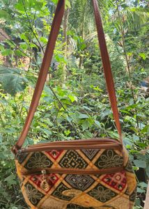 Bandhani Pattern Shoulder Bag