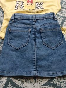 Girl&#39;s Denim Skirt &amp; Graphic Tee Set