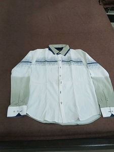 Stylish White Men&#39;s Shirt