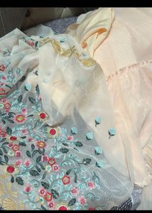 Floral Embroidered Blouse Unstitched With Dupatta