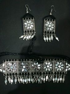 Oxidised Trendy Silver Crystal Jewellery Set