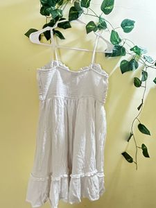 White Sleeveless Dress