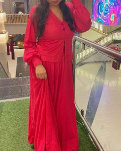 STUNNING MODEST OUTFIT