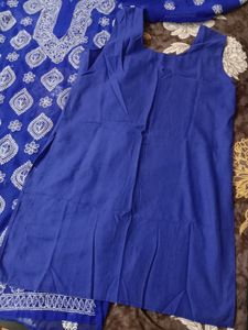 Chikankari Straight Kurti