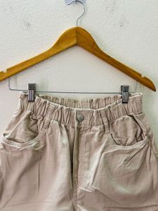 H&amp;M Beige Shorts