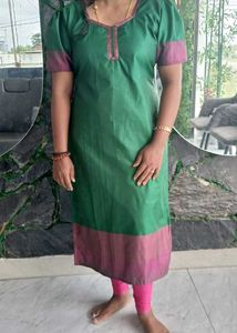 Women's Kirthi