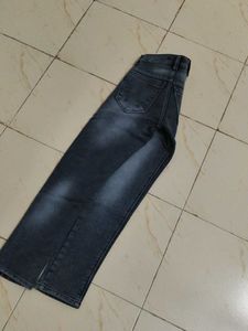 Stylish Dark Wash Denim Jeans