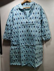 Patterned Tunic Top