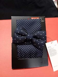 H&amp;M Bow Tie &amp; Pocket Square Set