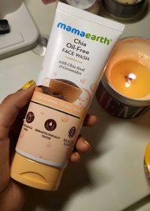 Mamaearth Chia Seeds & Ceremides Face Wash