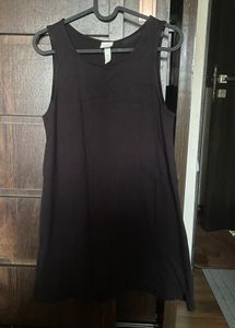 Sleeveless Black Dress