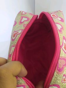Nykaa Festive Pouch