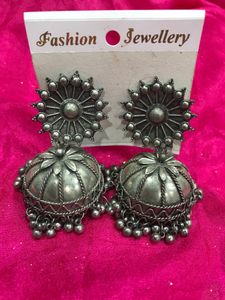 choose any earrings