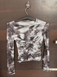 Tie-dye Long Sleeve Top
