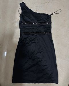 Black One-Shoulder Dress