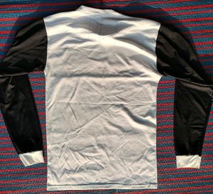 White Black T-shirt 👕