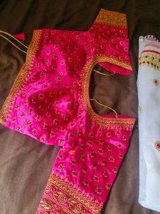 White Saree With Pink Blouse