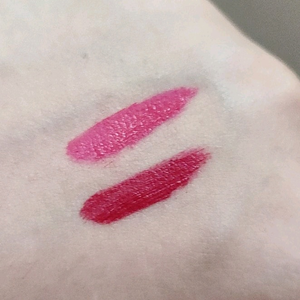 COMBO of MyGlamm LIT liquid lipstick + floral top