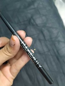 Huda Beauty Black Eyeliner