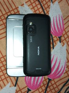 Nokia C6 On Nhi Ho Rha