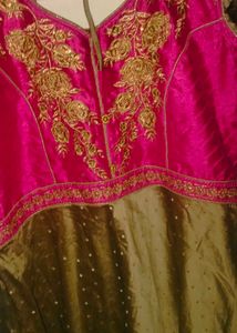 Elegant Pink &amp; Gold Kurta Set