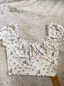 SHEIN  Floral Puff Sleeve Crop Top