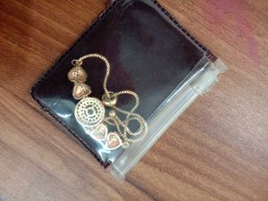 Woman&#39;s Festive Bracelet