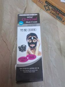 GETGAL Charcoal Mask Cream