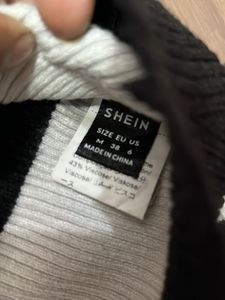 SHEIN brandedStriped Cropped woollen top size M
