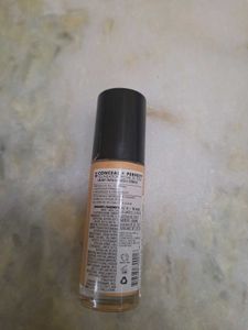 Milani Conceal + Perfect Foundation-Creamy Vanilla