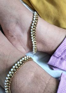 Pearl &amp; Gold Tone Anklets - Boho Chic