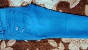 Blue Denim Jeans (Woman)