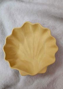 Shell Shaped Bowl