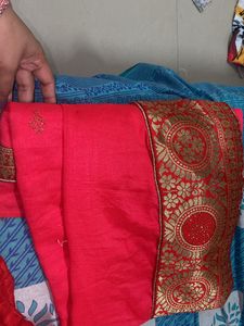 Beautiful Saree With Stiched Blouse
