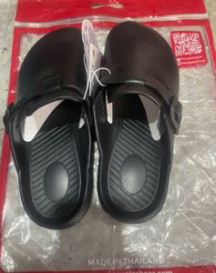 Red Apple Black Clogs