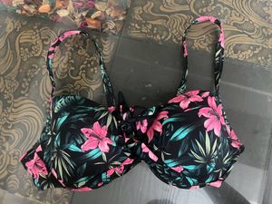 HEAVY CUP BRA FOR VACAY