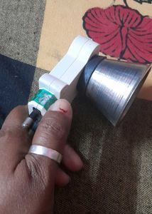 Kapoor Electronic Stand