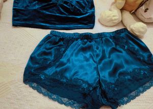 Lace Trim Velvet Cami Top With Shorts