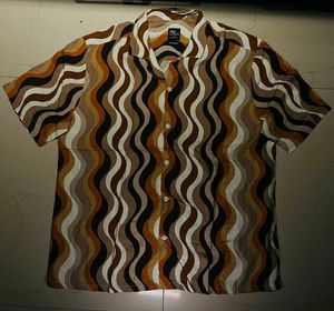 Retro Wave Pattern Shirt
