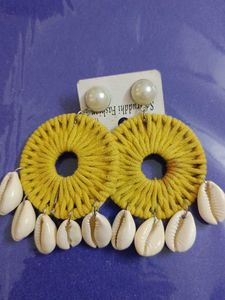 Insta Yellow Seashell Earrings💛💛💛💛