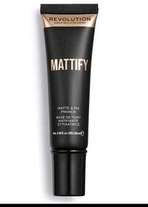 Revolution Mattify Matte & Fix Primer