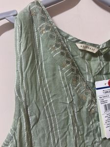Svrnaa Kurtha