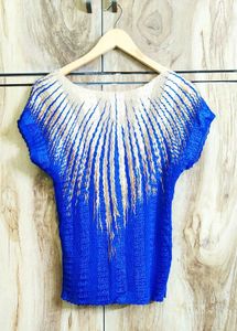 Unique Blue &amp; White Patterned Top size-34-36