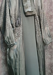 ✨ Title: Elegant Grey Embellished Abaya Set
