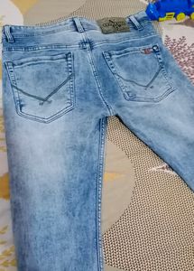 Brand Jean
