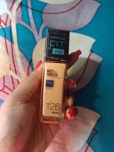 Maybelline Foundation Matte 126 70% Left