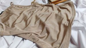 ✨Women&#39;s Sleeveless beige Tank top✨