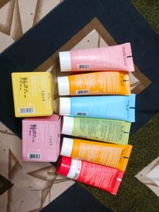Dot &amp; Key Skincare Set Combo (Pack Of 8)