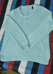 Beautiful Woolen Top 😍